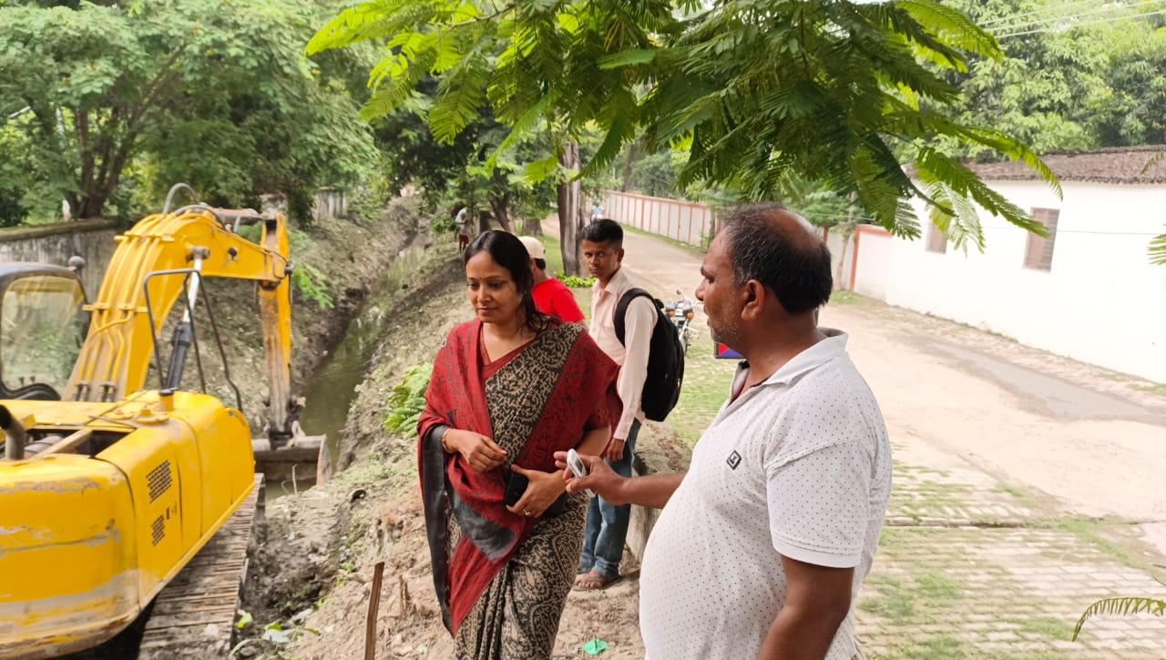 नालों का प्राथमिकता के आधार पर पूरी करें सफाई उड़ाही : गरिमा