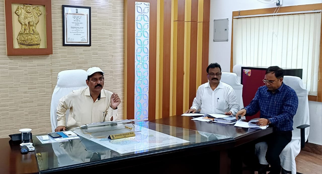 “हिट एंड रन” मामले में पूरी संवेदनशीलता के साथ घायलों की बचाएं जान : जिलाधिकारी