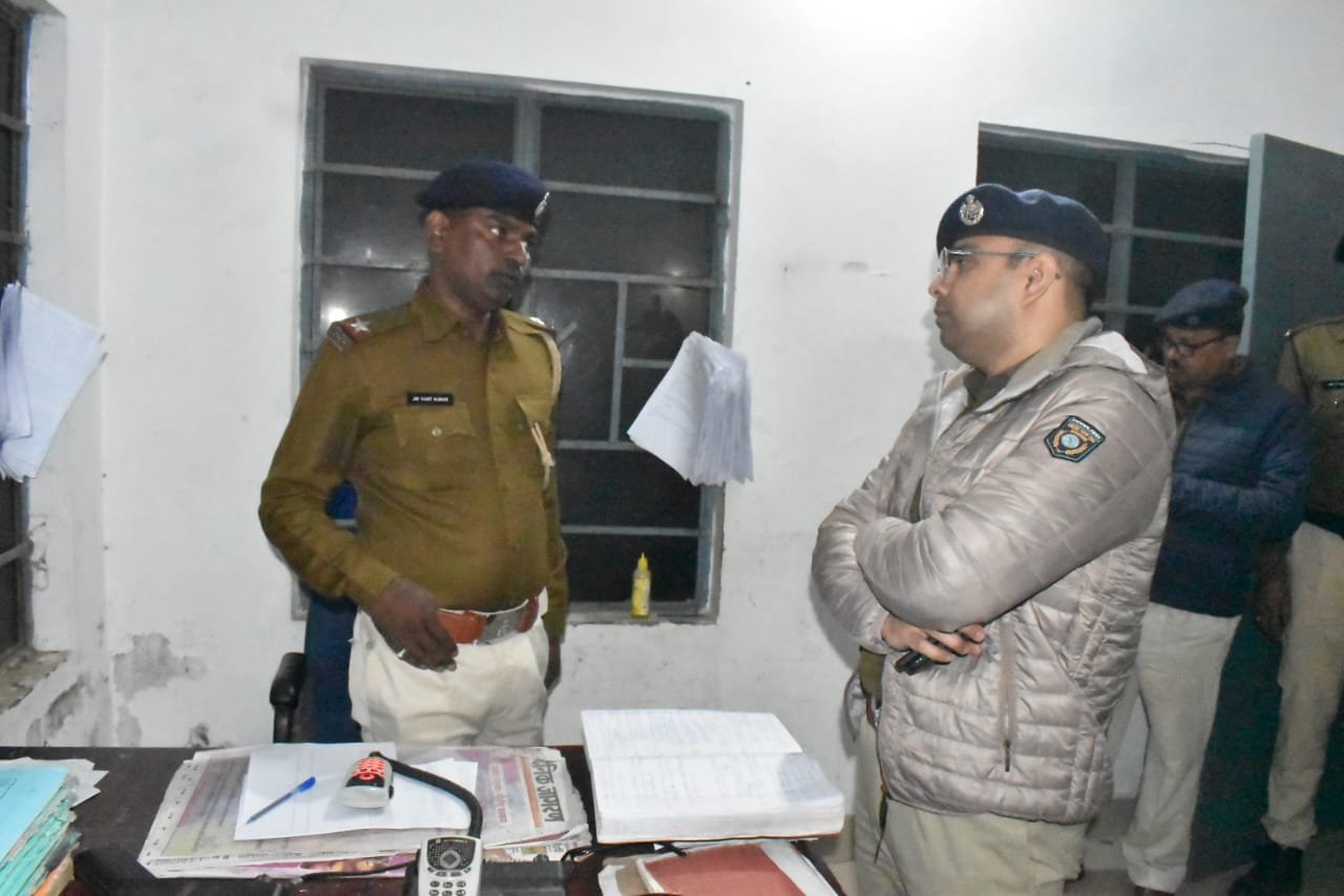 पुलिस अधीक्षक द्वारा सीसीटीवी, कंट्रोल रूम एवं वायरलेस रूम का किया गया निरीक्षण