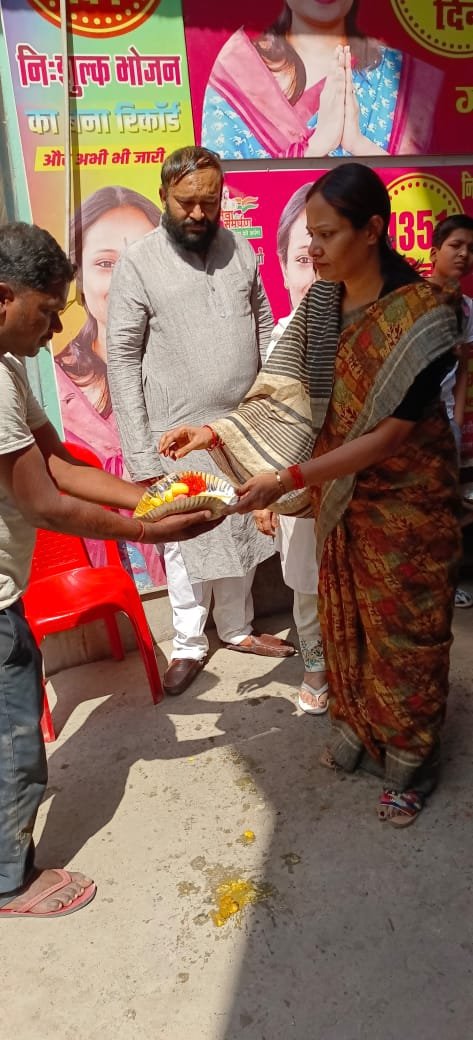 साढ़े चार साल से  लगातार निःशुल्क गर्म भोजन का शिविर चलाना आत्मगौरव की बात : गरिमा