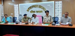 बाल श्रम दंडनीय अपराध, दोषियों के विरुद्ध करें कार्रवाई : जिला पदाधिकारी
