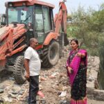गंदगी पाकर दो दर्जन सफाईकर्मी व वार्ड जमादारों का महापौर ने रोका वेतन