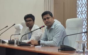 भ्रष्टाचार : जिला परिवहन कार्यालय के तीन सरकारी पदाधिकारी/कर्मी एवं चार दलालों के विरूद्ध प्राथमिकी दर्ज