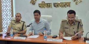 लोक आस्था का महापर्व है छठ : जिला पदाधिकारी