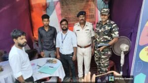 बासोपट्टी और चनपटिया में एसएसटी की कार्रवाई, कुल ₹15.96 लाख नकद जब्त