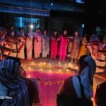 एकमा में रंगोली बनाकर, दीपक जलाकर व कैंडल मार्च से मतदान हेतु फैलाई जागरूकता