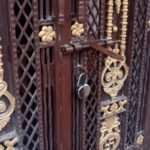 बंद घर में अज्ञात चोरों ने की लाखों की चोरी