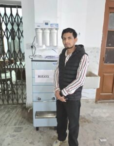 काउंसलर ने पूरा किया छात्रों से किया वायदा