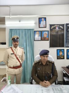 बेतिया के मटियरिया थाना में एसपी ने लगाया जनता दरबार