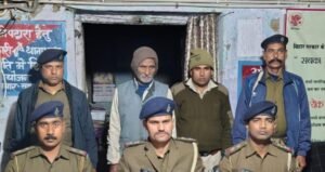 फेनहारा में दो लाख दस हजार नगद व गांजा के साथ तस्कर गिरफ्तार