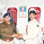 पुलिस अधीक्षक पश्चिम चंपारण बेतिया ने किया कालीबाग थाना का निरीक्षण