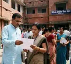 शिक्षकों की वेतन विसंगति की मांग खारिज