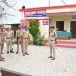 महराजगंज : एसपी ने लक्ष्मीपुर खुर्द पुलिस चौकी का किया औचक निरीक्षण
