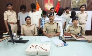 मोबाईल एवं चैन छिनतई करने वाले गिरोह का बिहार पुलिस ने किया पर्दाफाश