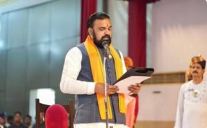 सरकारी कर्मियों की लेट लतीफी को बर्दाश्त नहीं करेगी सम्राट सरकार