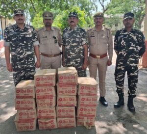 नेपाल से तस्करी कर लाई जा रही 540 बोतल शराब बरामद, तस्कर फरार