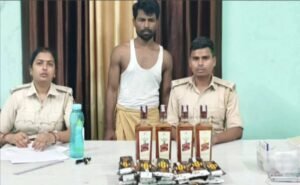 17 शराब कारोबारी गिरफ्तार, भारी मात्रा में देसी व विदेशी शराब बरामद