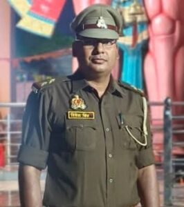 परसा मलिक थाने की कमान संभालते ही एक्शन में दिखे विवेक कुमार सिंह, क्षेत्रवासियों में बढ़ी उम्मीदें