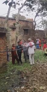 शिकारपुर थाना क्षेत्र अंतर्गत भूमि विभाग के मामले में जांच करने गई पुलिस दल पर हमला