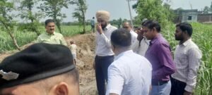 जिला पदाधिकारी ने मनरेगा अभिसरण योजनाओं का किया निरीक्षण