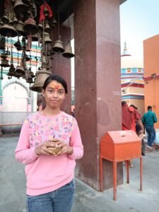 डोहर गांव की बेटी सृष्टि सिंह का बिहार पुलिस में चयन, क्षेत्र में खुशी की लहर
