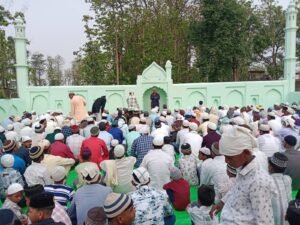बहुआर ईदगाह में अकीदत के साथ अदा हुई बकरीद की नमाज