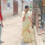 भोला बाबू कॉलोनी में मुख्य नाले में बम पुलिस की कच्ची दीवार ढह जाने की जानकारी पर पहुंचीं महापौर