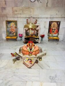 श्री श्री 1008 श्रीनाथ बाबा रोट पूजन समारोह में शामिल होने रसड़ा के लिए सारण से श्रद्धालुओं का काफिला रवाना