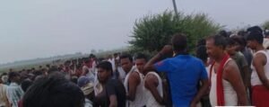 झाड़ियों से मिला युवक का अधजला शव, हत्या के बाद पहचान छिपाने की आशंका, जांच में जुटी पुलिस
