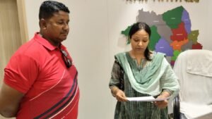 बानूछापर मुहल्ले में जलजमाव की समस्या के स्थायी समाधान के लिए गुणवत्तापूर्ण नाला निर्माण मेरी प्राथमिकता : गरिमा
