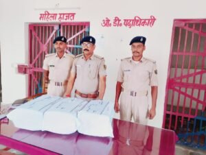 इनरवा पुलिस ने बरामद किया 46.9 किलो गांजा, तस्कर फरार