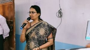 योग्य नागरिक बनकर अपने देश, समाज और परिवार की करें ईमानदार सेवा : गरिमा