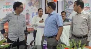 मोतिहारी डीईओ सीएम सम्राट के कार्यक्रम से रहे गायब