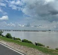 नेपाल में भीषण बाढ़ के बाद गंडक पर बढ़ा दबाव, प्रशासन पूरी तरह अलर्ट