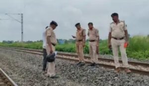 ट्रेन की चपेट में आने से अज्ञात युवक की मौत, पहचान में जुटी पुलिस