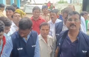 पश्चिम चंपारण में पंचायत सचिव ₹15 हजार रिश्वत लेते रंगे हाथ गिरफ्तार