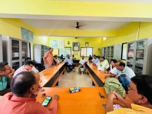 शिक्षकों की समस्याओं के समाधान को लेकर प्राथमिक शिक्षक संघ की बैठक आयोजित
