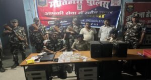 फर्जी आधार कार्ड बनाने वाले साइबर कैफे पर पुलिस की बड़ी कार्रवाई, दो गिरफ्तार