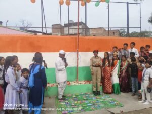 वाल्मीकिनगर में गूंजा देशभक्ति का जयघोष, उत्साह और उमंग के साथ मनाया गया स्वतंत्रता दिवस