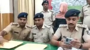 ब्यूटी पार्लर बना नशे का अड्डा, इतना स्मैक देख हैरत में पड़ी पुलिस