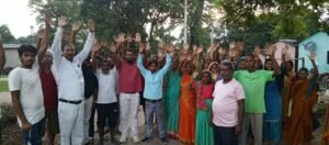 “पहले जमीन दो, फिर उजाड़ो!” नहर बांध पर बसे ग्रामीणों में आक्रोश
