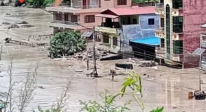 तिब्बत में ग्लेशियल झील फटने के बाद बिहार में हाई अलर्ट, गंडक नदी में तेजी से बढ़ सकता है जलस्तर