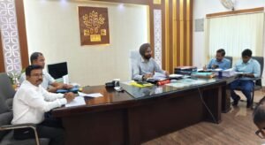 तस्करी एवं मादक पदार्थों के अवैध कारोबार के विरुद्ध प्रभावी कार्रवाई करें : जिला पदाधिकारी