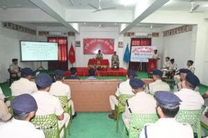 एसएसबी कमांडेंट तपेश्वर संबित राउत ने जवानों के लिए कराई नकली भारतीय मुद्रा नोट पर जागरूकता कार्यशाला