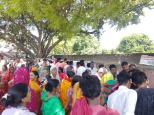 वाल्मीकिनगर पंचायत में ग्रामसभा का आयोजन, प्रधानमंत्री आवास योजना को लेकर जनता से सीधा संवाद