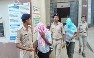 नौकरी का झांसा देकर युवती से दुष्कर्म, दो लोको पायलट गिरफ्तार