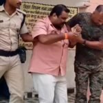 सहायक शिक्षक गिरफ्तार, छात्राओं ने लगाया बुरे नीयत से छूने का आरोप