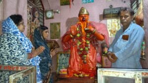इंदिरा एकादशी व्रत पारण के मौके पर सत्संग भजन का आयोजन