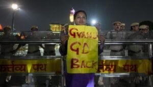 ख़ामोशी की दहाड़ : सरकार भले विरोध का स्वर दबा दे, मगर दुनिया सुन रही है