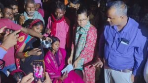 विद्युत दुर्घटना में मृतकों के आश्रितों को ₹4-₹4 लाख की अनुग्रह अनुदान राशि प्रदान की गई